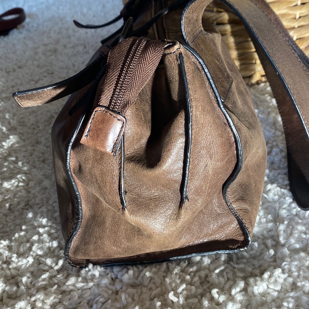 Perlina Leather Tote - Picture 9 of 16